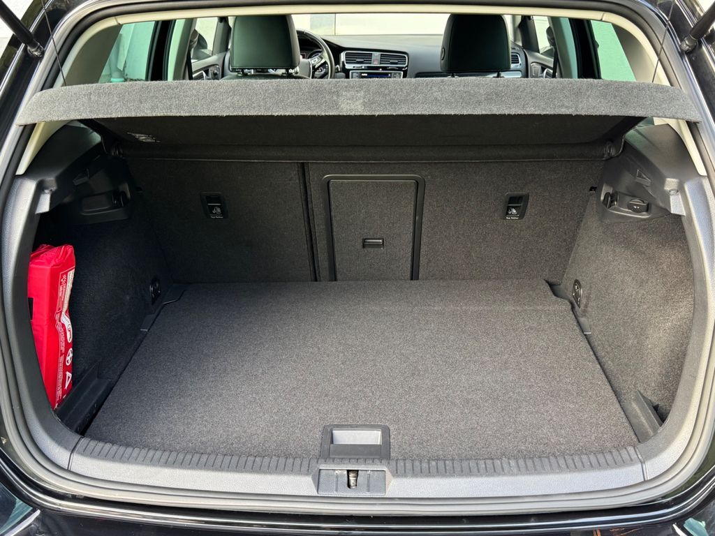 VW Golf VII Lim.Highline BMT 1.4 TSI 150PS, Foto 19