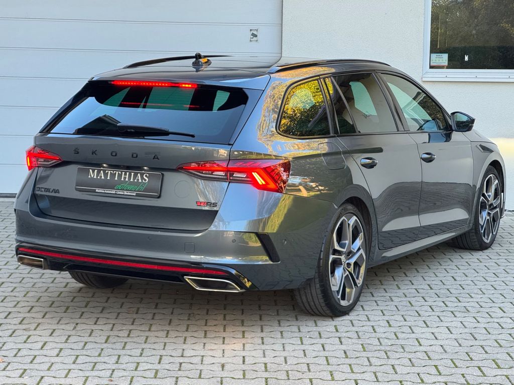 Škoda Octavia Combi RS 4x4, Foto 6