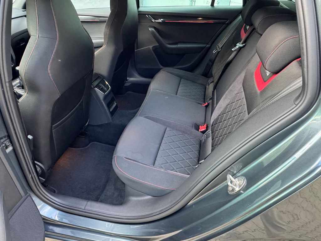 Škoda Octavia Combi RS 2.0 TSI 230PS, Foto 17