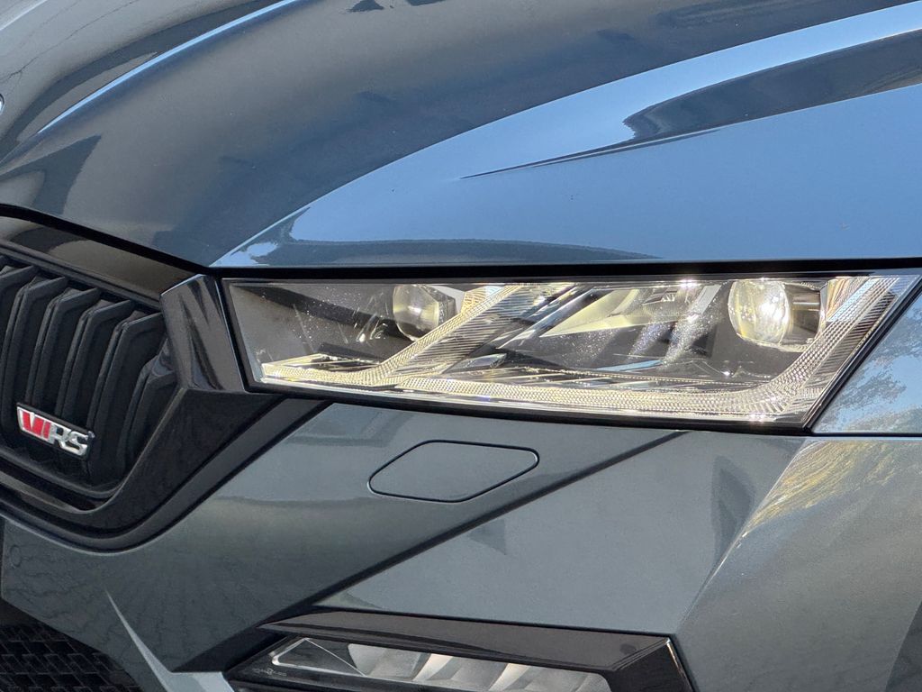 Škoda Octavia Combi RS 4x4, Foto 8