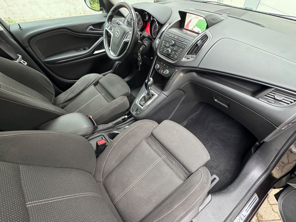 Opel Zafira Tourer Innovation 2.0 CRDI Automat. 7Sitz, Foto 15